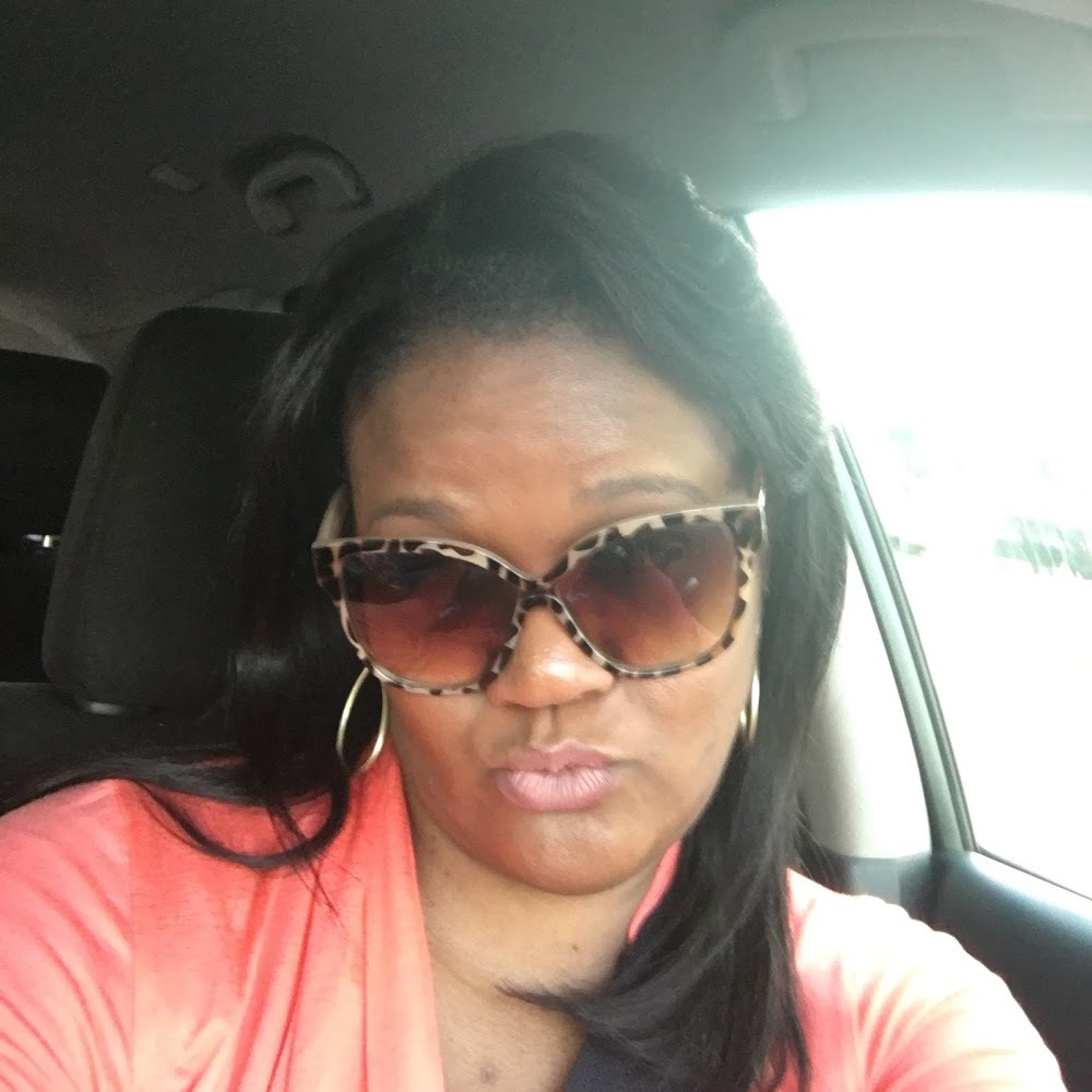 Meet your Posher, Angela